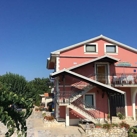 Apartment Pokrajac 로비니스코 셀로 외부 사진